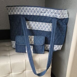 Elegant Blue Quilted Tote Bag with Pouch